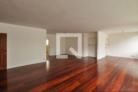 Apartamento à venda com 220m², 3 quartos e 1 vagaSala