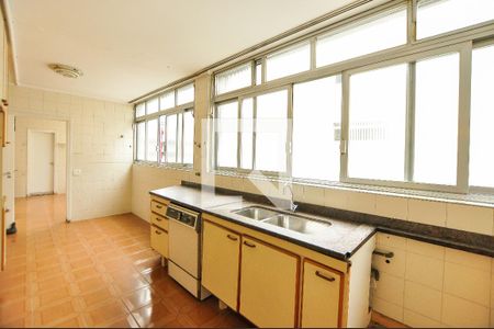 Apartamento à venda com 220m², 3 quartos e 1 vagaCozinha