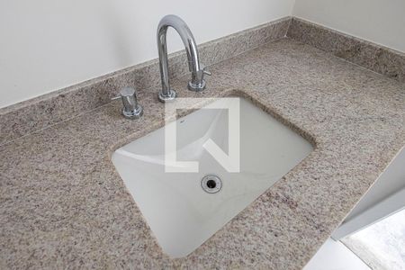 Apartamento à venda com 44m², 1 quarto e 1 vagaSuíte - Banheiro