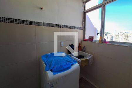 Apartamento à venda com 80m², 2 quartos e sem vaga Apartamento à venda com 80m², 2 quartos e sem vagaÁrea de ServiçoÁrea de Serviço