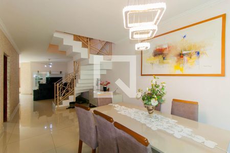 Sala de casa à venda com 5 quartos, 305m² em Vila Diva (zona Leste), São Paulo