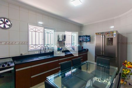 Casa à venda com 305m², 5 quartos e 5 vagasCozinha