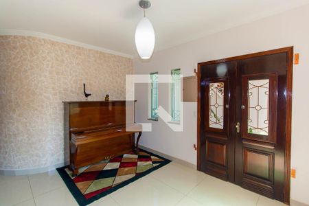 Sala de casa à venda com 5 quartos, 305m² em Vila Diva (zona Leste), São Paulo