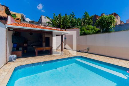Casa à venda com 305m², 5 quartos e 5 vagasPiscina