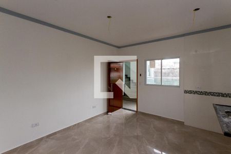 Sala e Cozinha de apartamento para alugar com 2 quartos, 50m² em Vila Santa Virginia, São Paulo