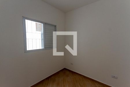 Quarto de apartamento para alugar com 2 quartos, 50m² em Vila Santa Virginia, São Paulo
