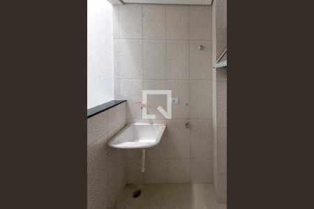 Área de Serviço de apartamento para alugar com 2 quartos, 50m² em Vila Santa Virginia, São Paulo