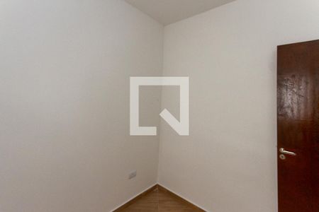 Quarto de apartamento para alugar com 2 quartos, 50m² em Vila Santa Virginia, São Paulo