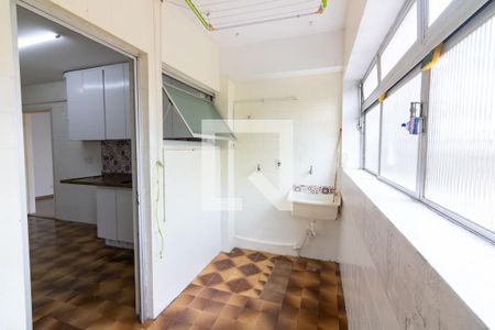 Apartamento para alugar com 128m², 3 quartos e 1 vagaÁrea de Serviço