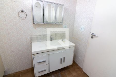 Apartamento para alugar com 128m², 3 quartos e 1 vagaBanheiro 