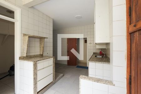 Apartamento para alugar com 161m², 4 quartos e 2 vagasCozinha