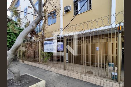 Apartamento para alugar com 161m², 4 quartos e 2 vagasFachada e portaria