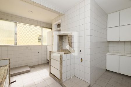 Apartamento para alugar com 161m², 4 quartos e 2 vagasCozinha e Área de Serviço