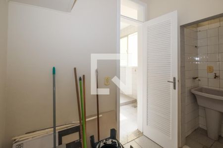 Apartamento para alugar com 161m², 4 quartos e 2 vagasQuarto de Serviço