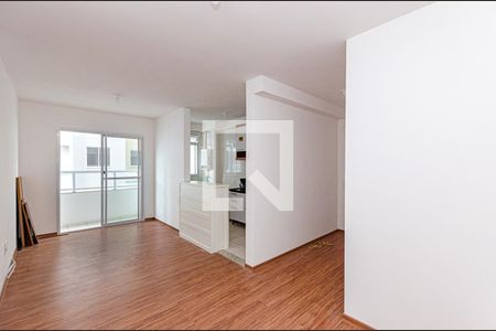 Sala de apartamento à venda com 3 quartos, 67m² em Maria Paula, Niterói