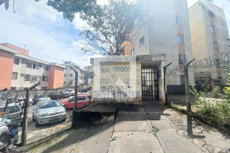 Apartamento para alugar com 48m², 2 quartos e 1 vagaFachada