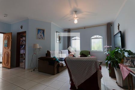 Sala de casa para alugar com 3 quartos, 220m² em Vila Brandina, Campinas