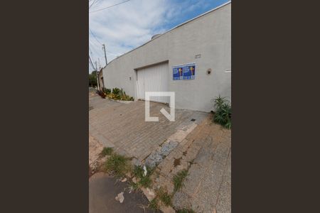 Casa à venda com 220m², 3 quartos e 2 vagasfachada