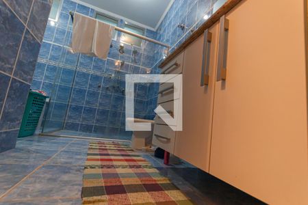 Casa à venda com 220m², 3 quartos e 2 vagasBanheiro da Suíte 