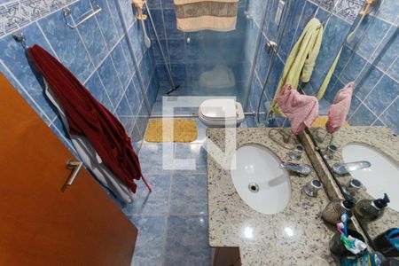 Casa à venda com 220m², 3 quartos e 2 vagasbanheiro 2