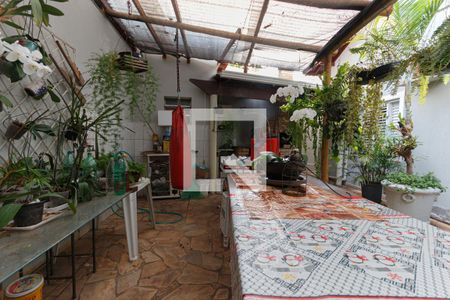 Casa à venda com 220m², 3 quartos e 2 vagasÁrea comum - Churrasqueira