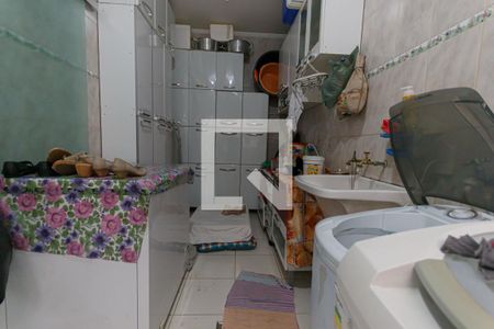 Casa à venda com 220m², 3 quartos e 2 vagasÁrea de Serviço