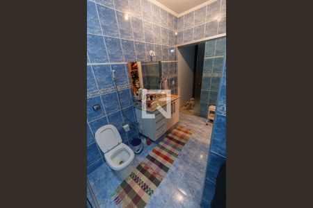 Casa à venda com 220m², 3 quartos e 2 vagasBanheiro da Suíte 