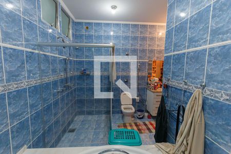 Casa à venda com 220m², 3 quartos e 2 vagasBanheiro da Suíte 