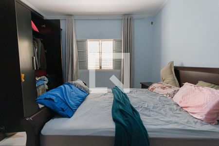 Casa à venda com 220m², 3 quartos e 2 vagasquarto 4