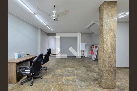 Sala de casa para alugar com 5 quartos, 440m² em Moema, São Paulo