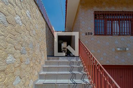 Casa à venda com 192m², 5 quartos e 3 vagasQuintal da frente