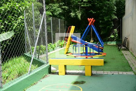 Casa de condomínio para alugar com 105m², 3 quartos e 2 vagasÁrea comum - Playground