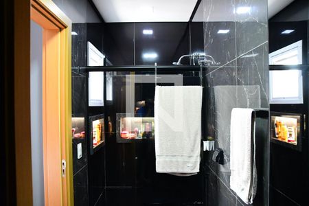 Casa de condomínio para alugar com 105m², 3 quartos e 2 vagasBanheiro da Suíte