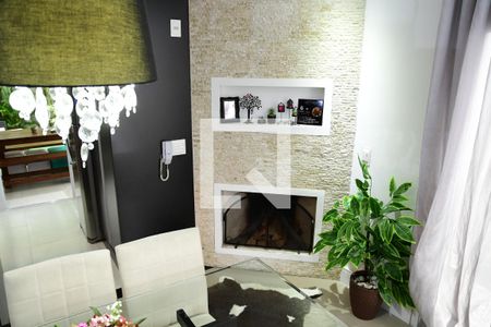 Sala de casa de condomínio para alugar com 3 quartos, 105m² em Chácara Pavoeiro, Cotia