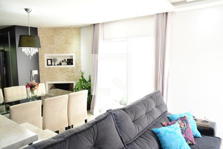 Sala de casa de condomínio para alugar com 3 quartos, 105m² em Chácara Pavoeiro, Cotia