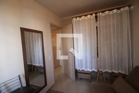 Quarto 1 de apartamento para alugar com 2 quartos, 41m² em Rio Branco, Canoas