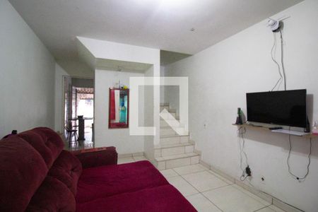 Sala de casa para alugar com 2 quartos, 63m² em Jardim Helena, São Paulo