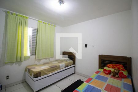 Quarto 1 de casa para alugar com 2 quartos, 63m² em Jardim Helena, São Paulo
