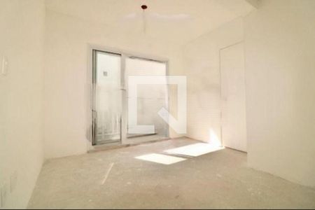 Casa à venda com 2 quartos, 103m² em Cambuci, São Paulo