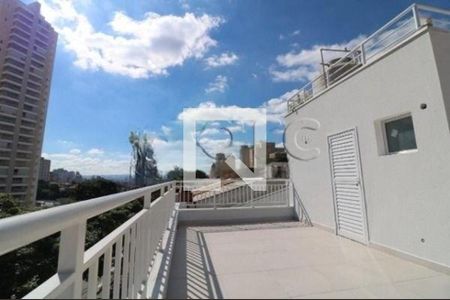 Casa à venda com 2 quartos, 103m² em Cambuci, São Paulo