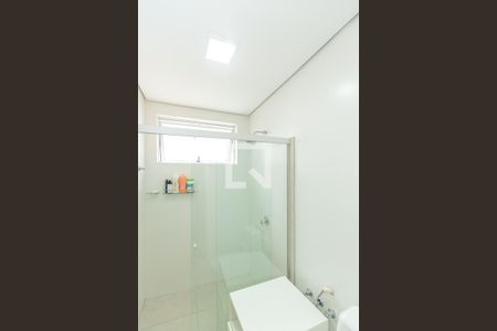 Apartamento à venda com 90m², 2 quartos e 2 vagasBanheiro