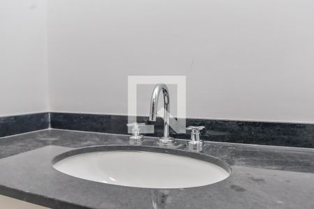 Apartamento para alugar com 45m², 2 quartos e 1 vaga Apartamento para alugar com 45m², 2 quartos e 1 vagaBanheiro