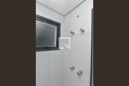 Apartamento para alugar com 45m², 2 quartos e 1 vaga Apartamento para alugar com 45m², 2 quartos e 1 vagaBanheiro