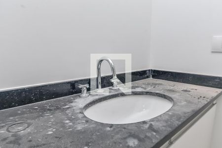 Apartamento para alugar com 45m², 2 quartos e 1 vaga Apartamento para alugar com 45m², 2 quartos e 1 vagaBanheiro