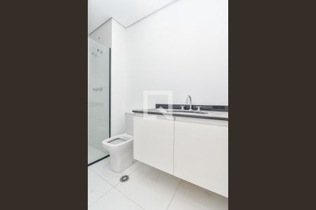Apartamento para alugar com 45m², 2 quartos e 1 vaga Apartamento para alugar com 45m², 2 quartos e 1 vagaBanheiro