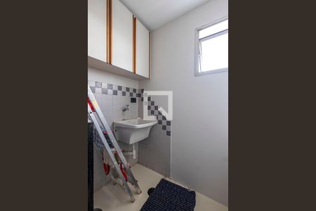 Apartamento para alugar com 90m², 2 quartos e 1 vaga Apartamento para alugar com 90m², 2 quartos e 1 vagaCozinha - Lavanderia