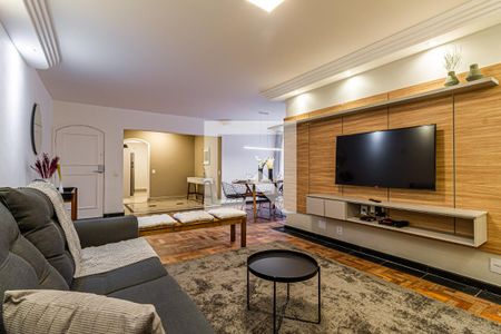 Apartamento para alugar com 3 quartos, 121m² em Cerqueira César, São Paulo