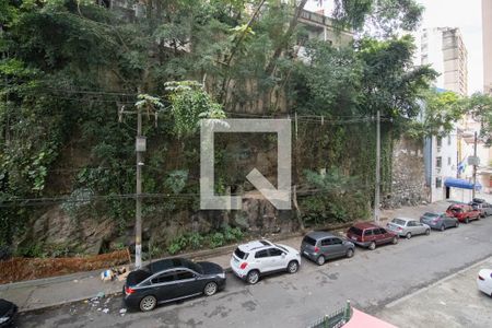 Vista da Sala/Quarto de apartamento à venda com 1 quarto, 30m² em Centro, Rio de Janeiro