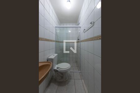 Banheiro de casa para alugar com 1 quarto, 45m² em Parque São Lucas, São Paulo
