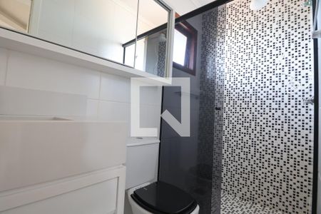 Casa de condomínio para alugar com 110m², 3 quartos e 3 vagasBanheiro